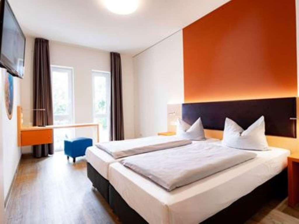 Friendly Cityhotel Oktopus Siegburg Rum bild