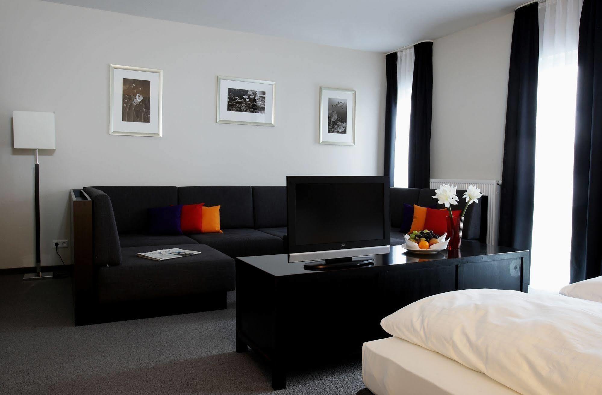 Friendly Cityhotel Oktopus Siegburg Exteriör bild